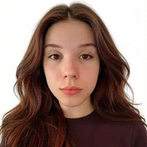 Лолита Сенина
