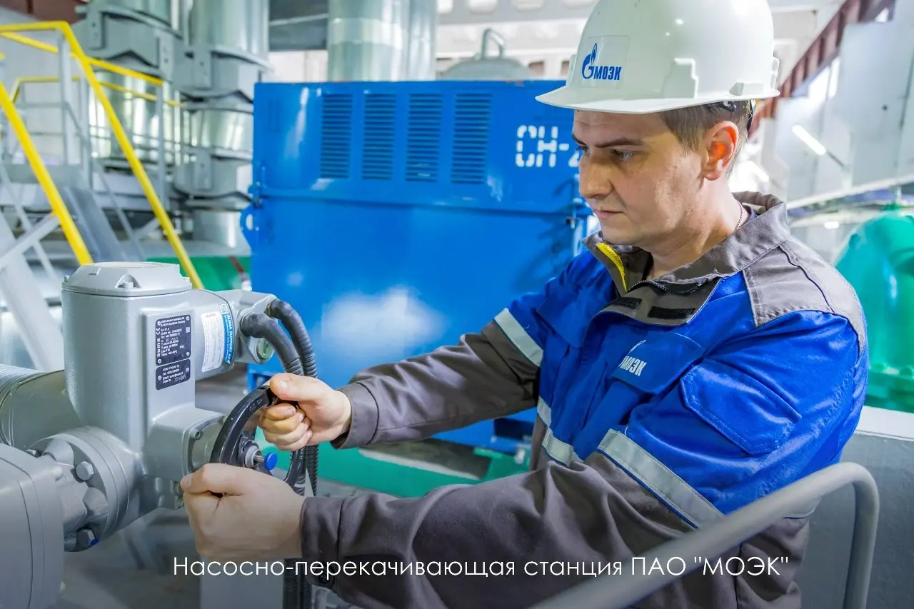 Москва готова к новому отопительному сезону.
Городские службы провели профилактические осмотры, ремонт инженерных систем и оборудования | Сетка — социальная сеть от hh.ru