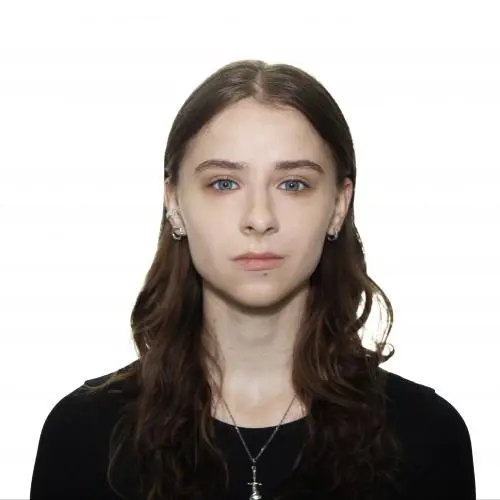 Ника Кирпичникова