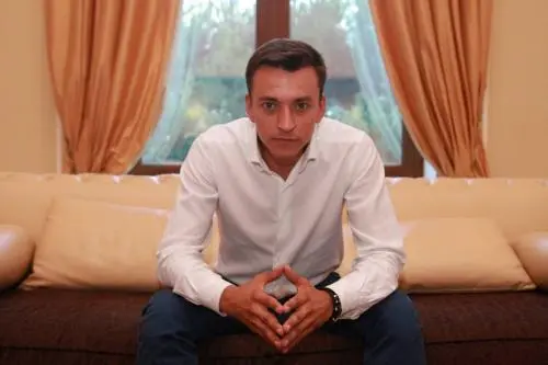 Андрей Звеков