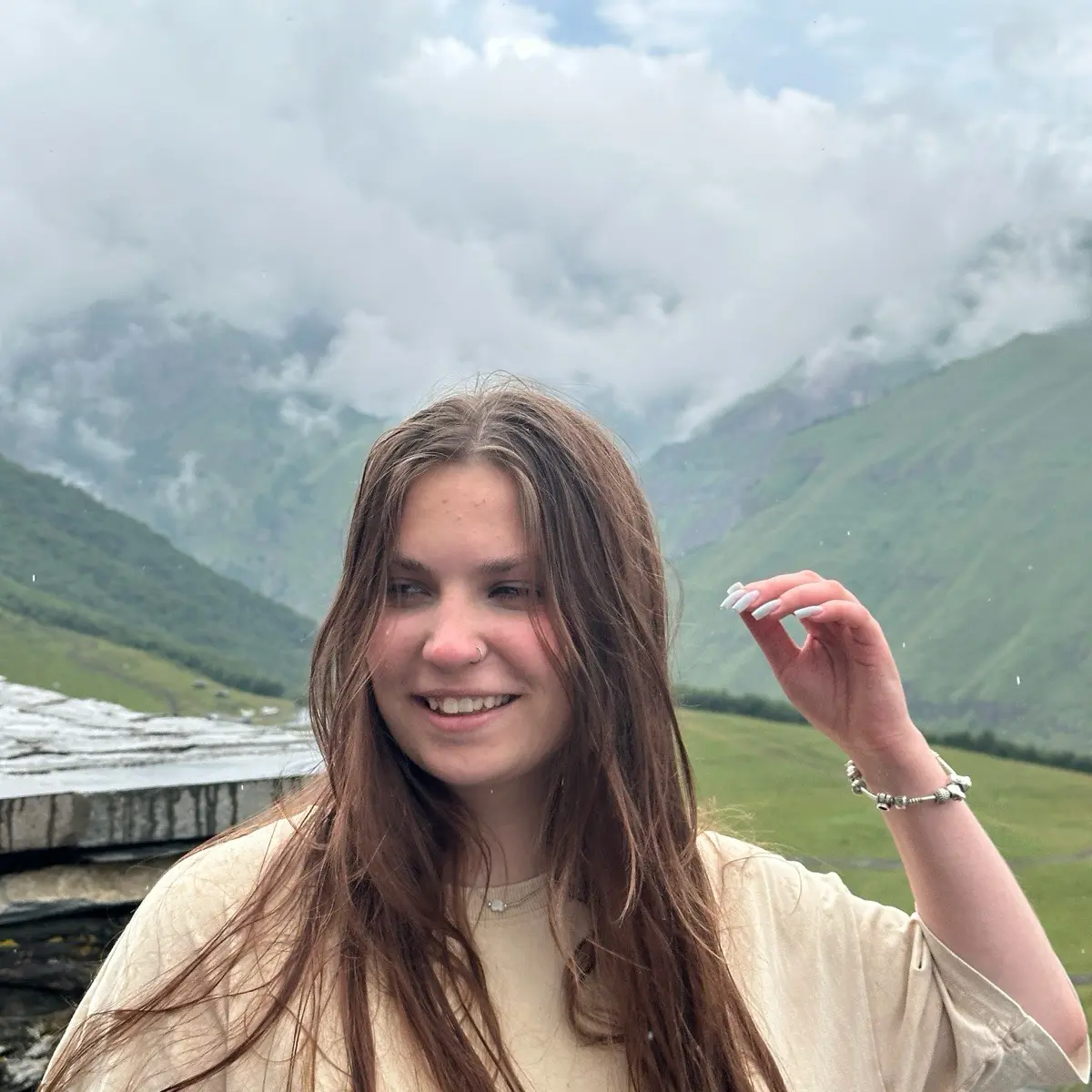 Анна Дарагонова