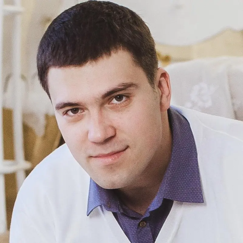 Игорь Плотников