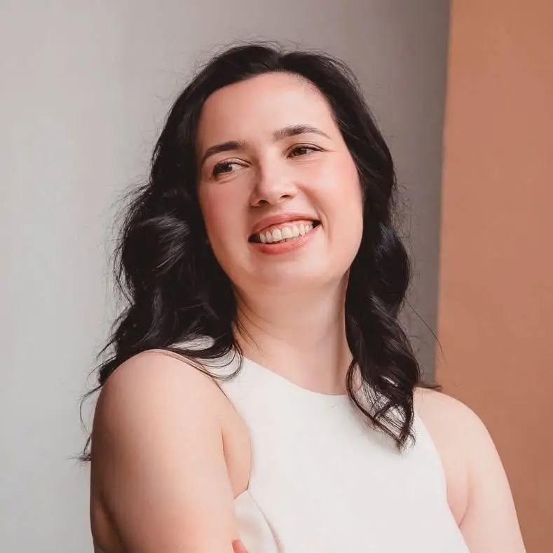 Я Елена Паламарчук, CEO агентства Jekyll&Hyde, ментор, психолог, эксперт по управлению и изменению поведения людей
Выхожу на рынок и ищу проекты в России и Британии
Я невероятно хороша в построении кл... | Сетка — социальная сеть от hh.ru