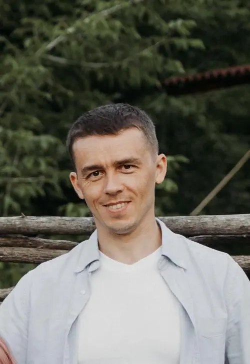 Игорь Шатов