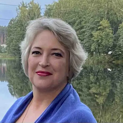 Елена Саплина