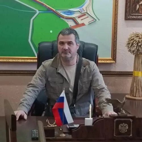 Андрей Степанов