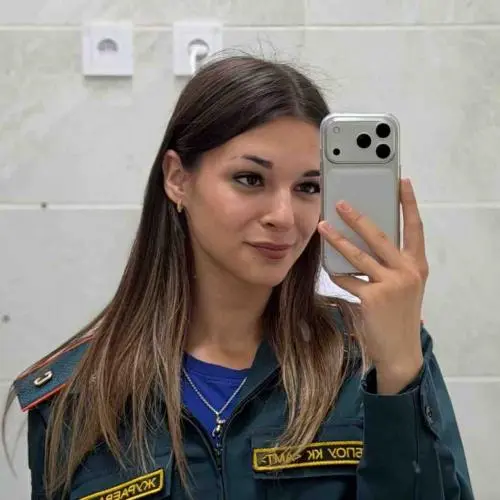 Диана Жу
