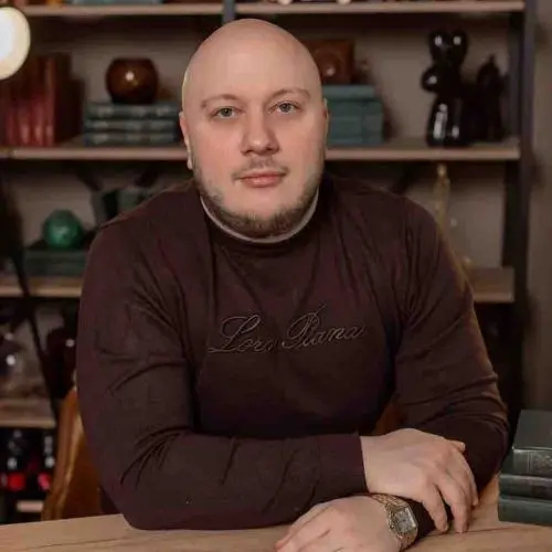 Давид Оганесян