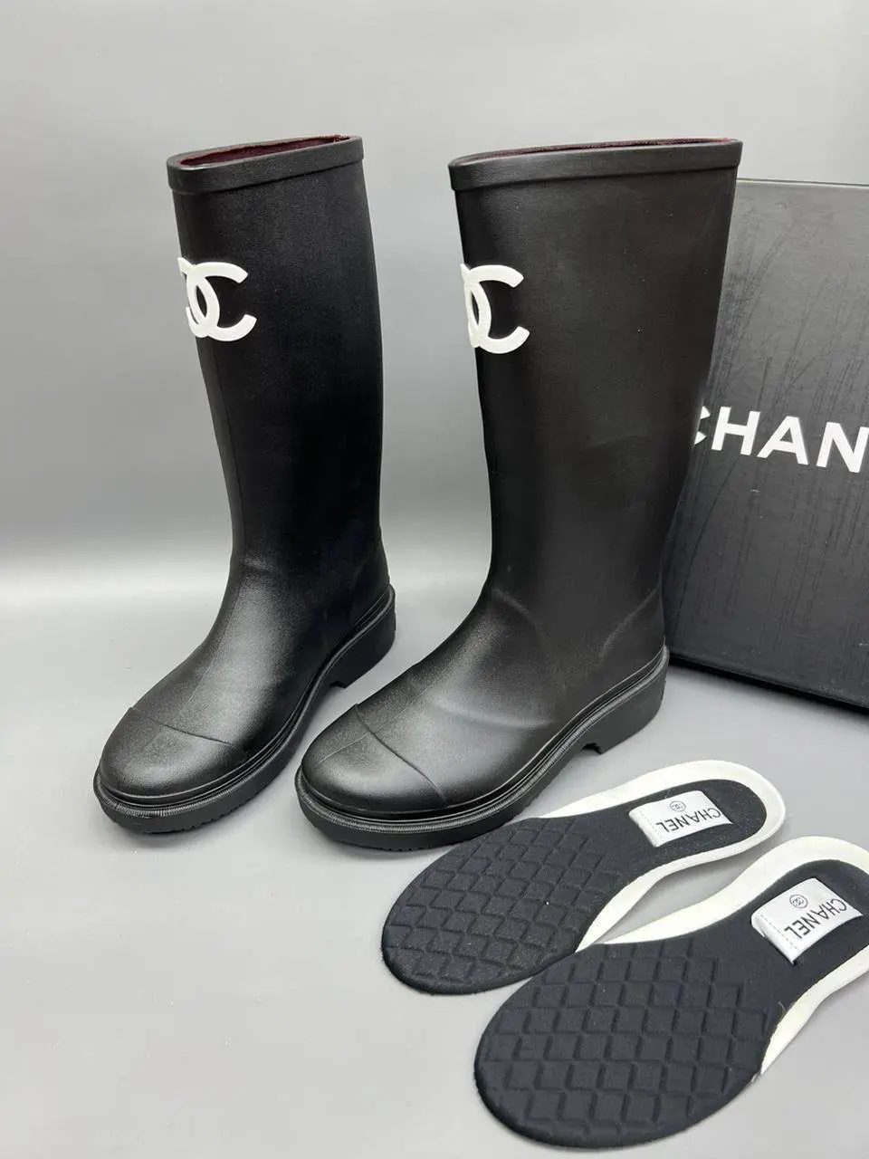 ▪️В наличии резиновые сапожки 36-40 размеры
▪️Цена 9.500₽
▪️Доставка-примерка по Москве
▪️ @byMarybelle
▪️Отправка в регионы ✈️ в этот же день | Сетка — социальная сеть от hh.ru