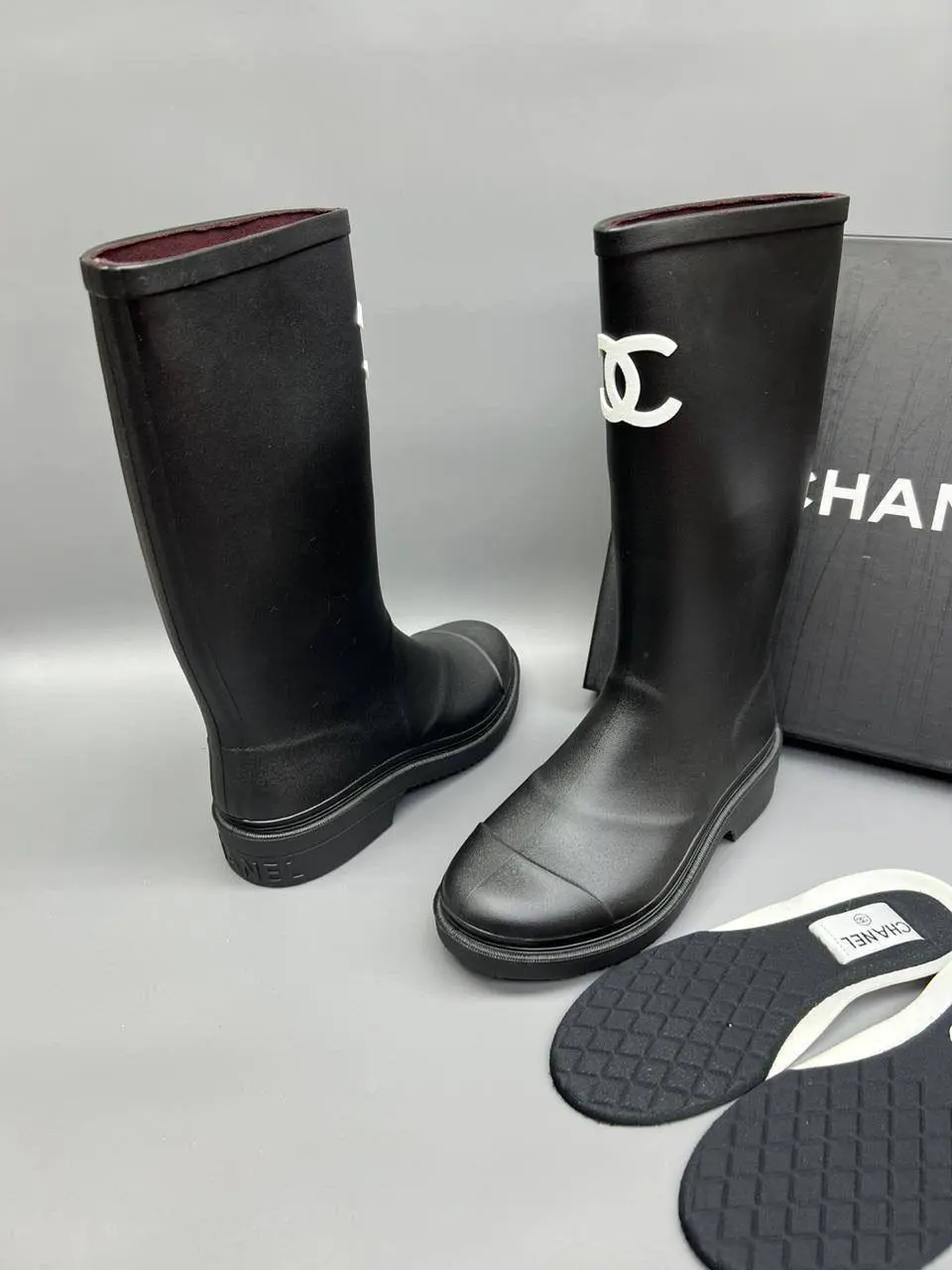 ▪️В наличии резиновые сапожки 36-40 размеры
▪️Цена 9.500₽
▪️Доставка-примерка по Москве
▪️ @byMarybelle
▪️Отправка в регионы ✈️ в этот же день | Сетка — социальная сеть от hh.ru