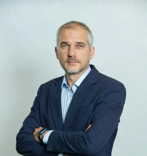 Дмитрий Садыков
