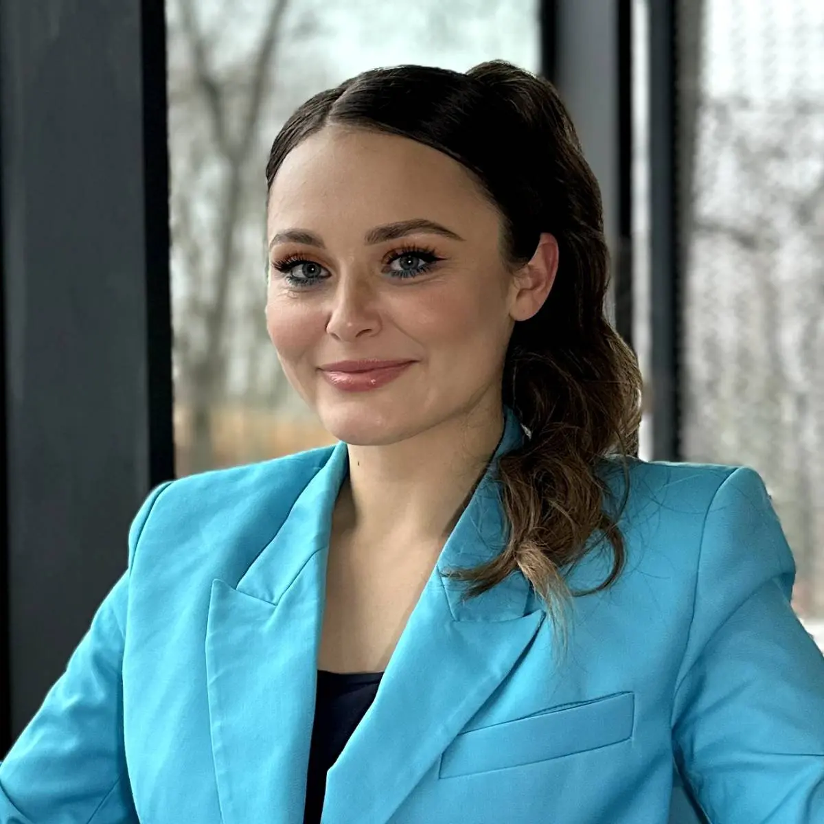 Анна Полунна