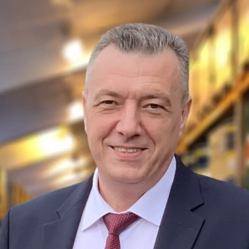 Виталий Макаров