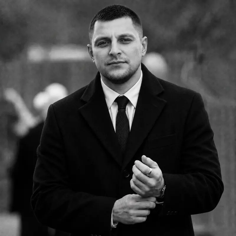 Константин Бондарь