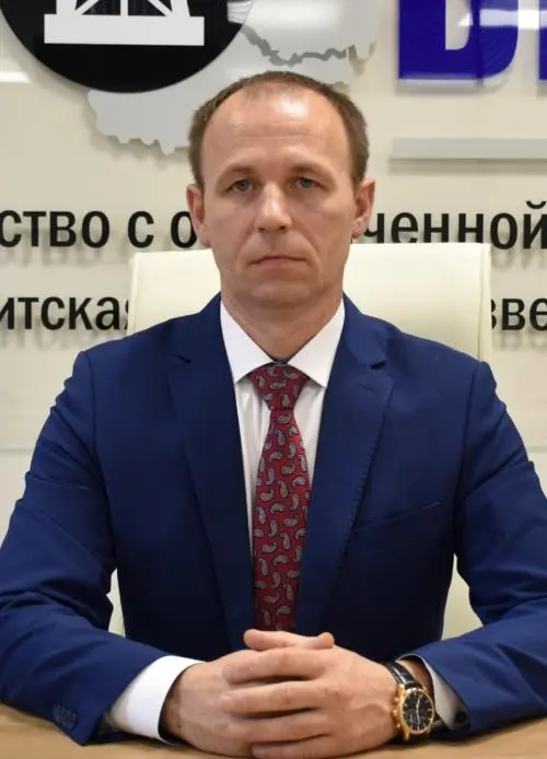 Алексей Тихонов