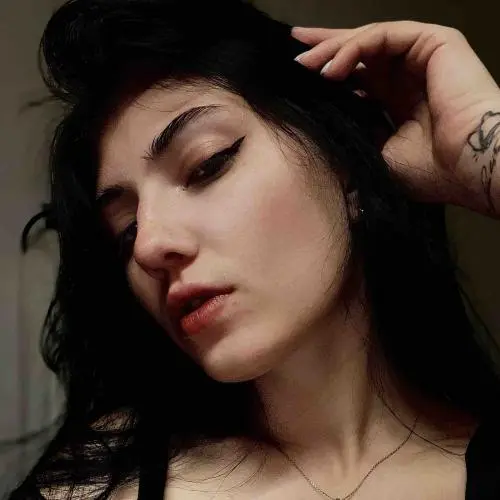 Алина Жукова