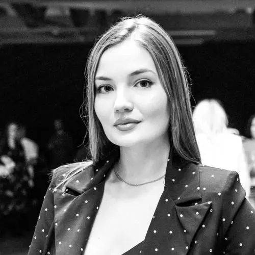 Екатерина Ефремова