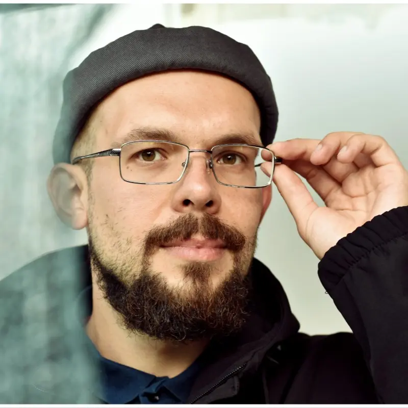 Юрий Кайнов