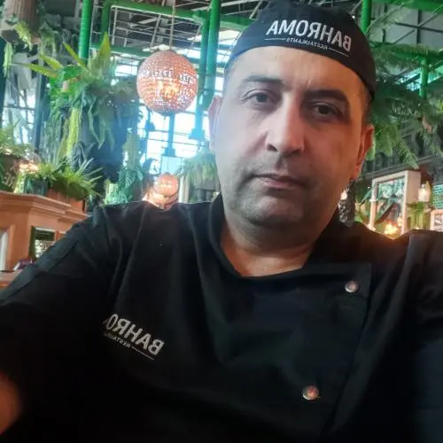 Отабек Талибов