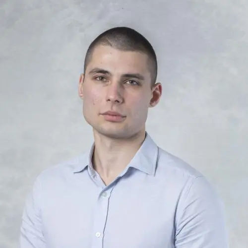 Илья Аверьянов