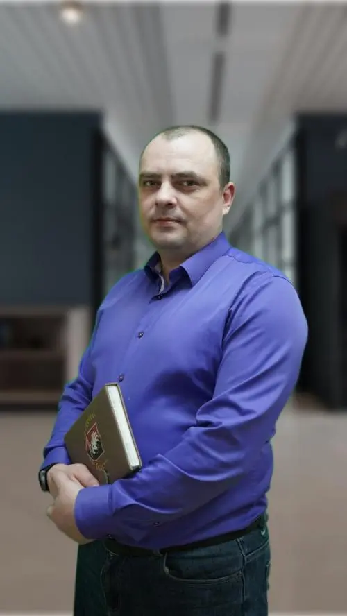 Денис Гончаров