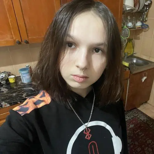 Ксения Мирсогатова