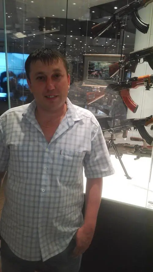 Дмитрий Колесников