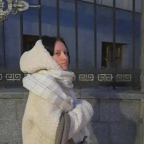 Елена Суркова