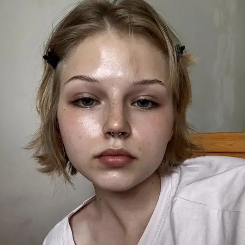 Алена Ефремова