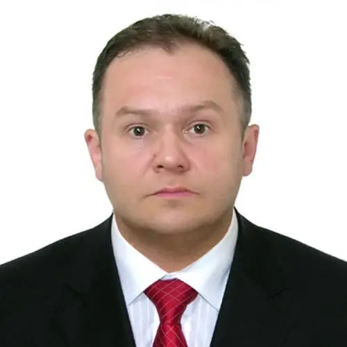 Александр Свежинцев