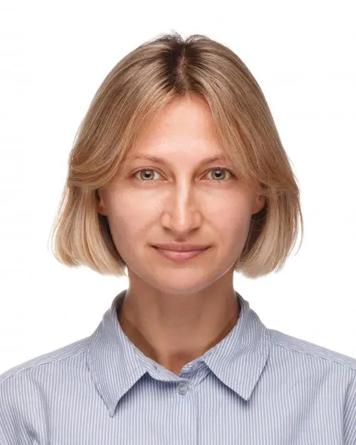 Алёна Романова