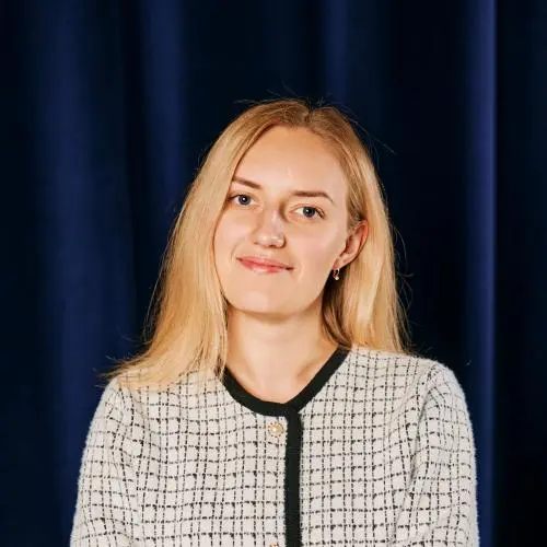 Алина Коршун