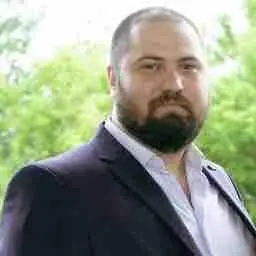 Лазарь Калабеков
