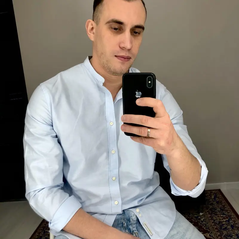 Максим Макеев