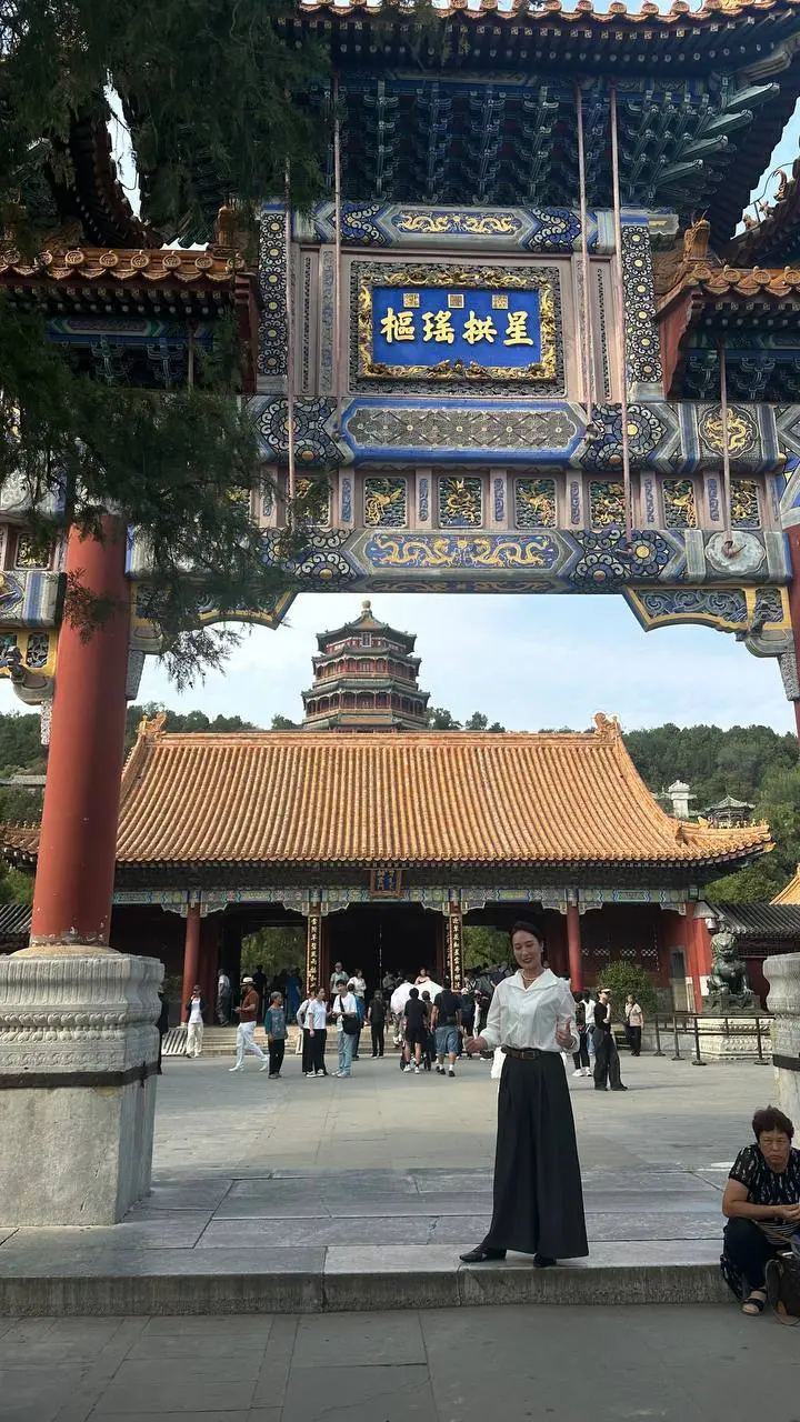 🇨🇳 Первая группа наших гостей уже побывала в Китае!
Это было настоящее погружение в культуру Китая — не просто путешествие, а возможность увидеть страну с разных сторон и познакомиться с её традициями | Сетка — социальная сеть от hh.ru