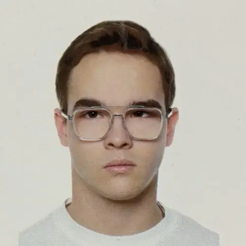 Антон Яковлев