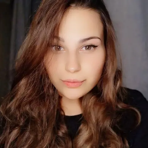 Юлия Николаева