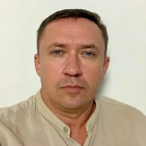 Дмитрий Романов