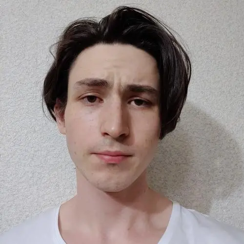 Илья Семёнов