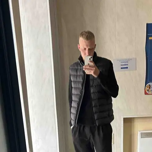 Владимир  Брандаусов