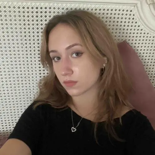 Александра Смирнова