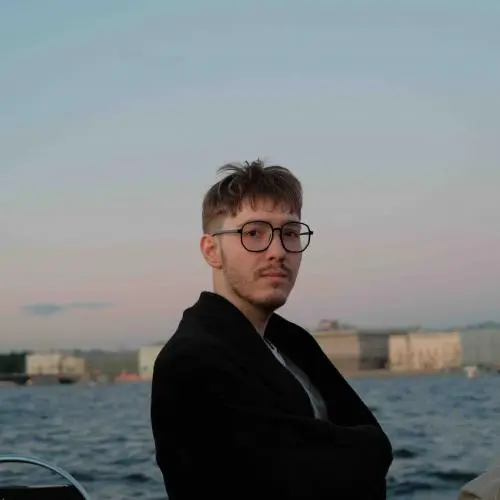 Александр Павлов