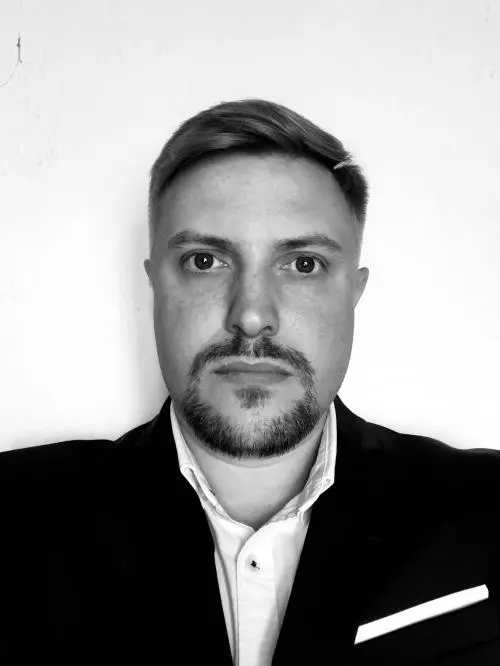 Александр  Белов