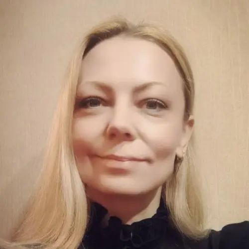 Елена Баженова