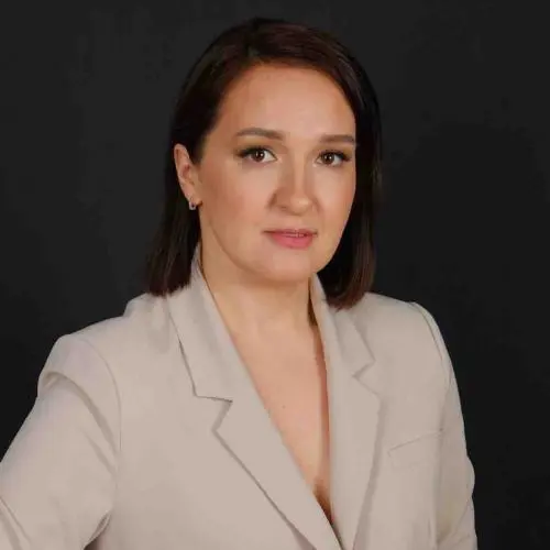 Елена Коротенькова