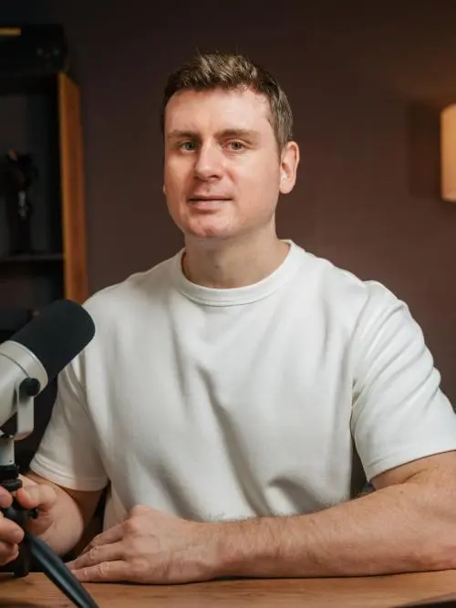 Александр Лобанов