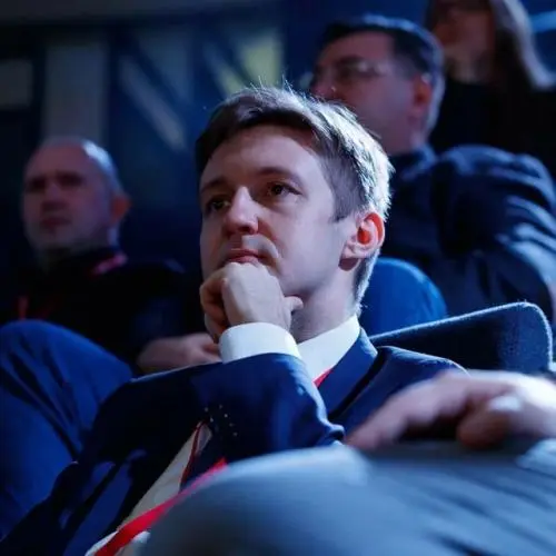 Руслан Айсин