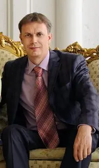 Андрей Велин