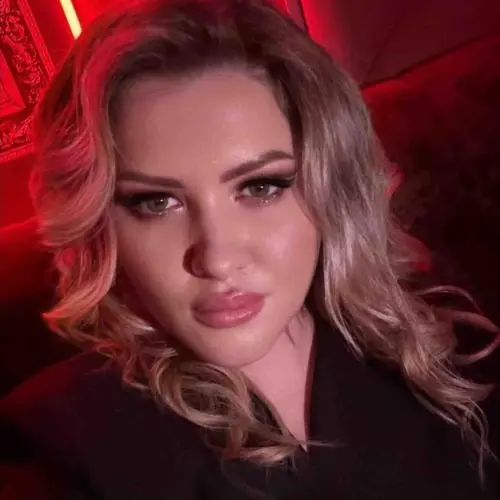 Юлия Юлия