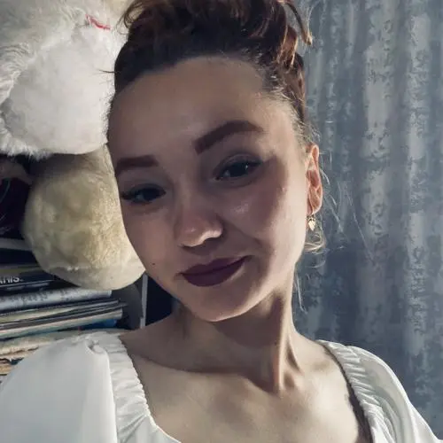 Эвелина Султанаева